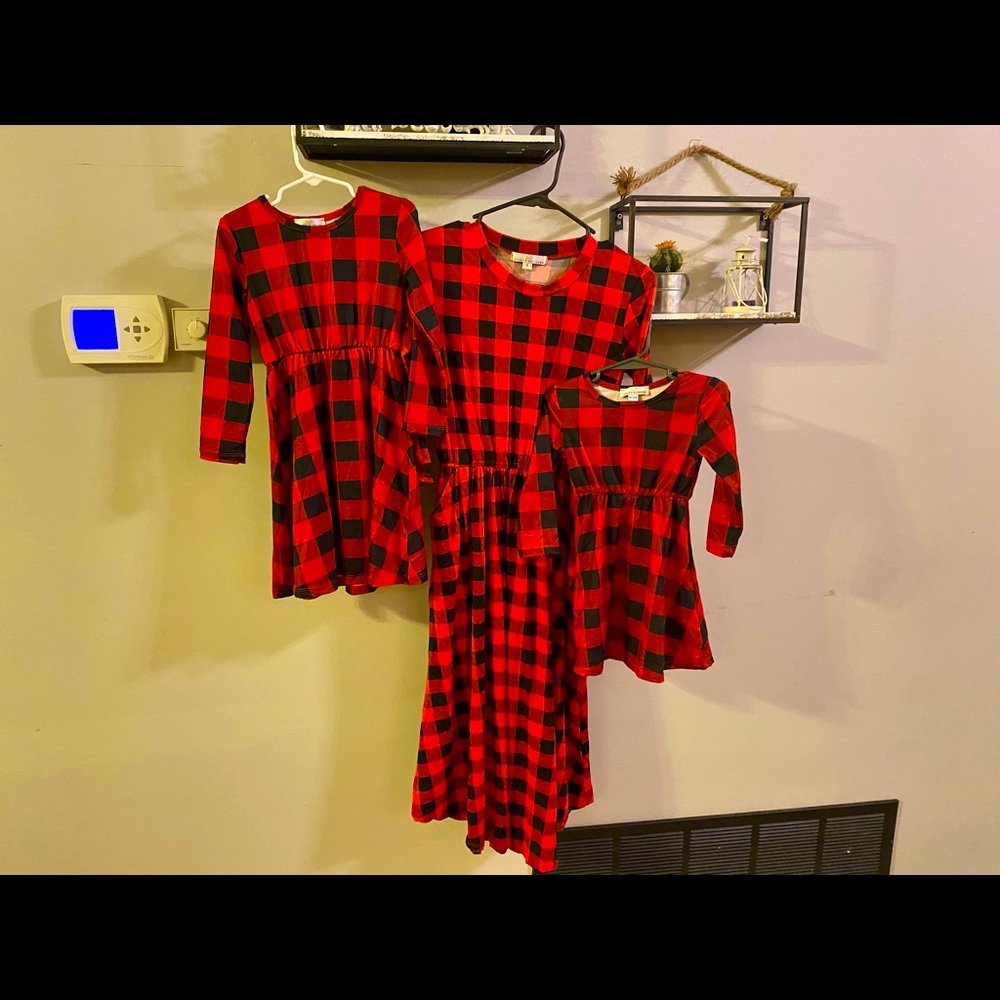 Baileys Blossoms Mommy & Me Christmas Picture Outfits